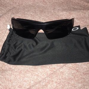Authentic Matte Black Crankshaft men Oakley’s